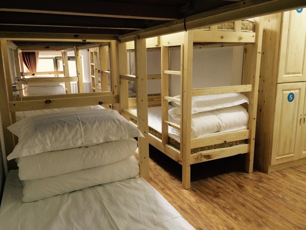 Beijing Sunrise Youth Hostel Beihai Branch Екстер'єр фото