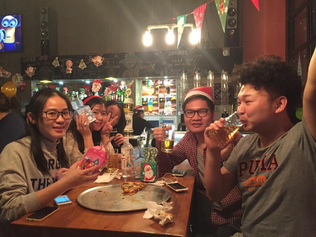 Beijing Sunrise Youth Hostel Beihai Branch Екстер'єр фото